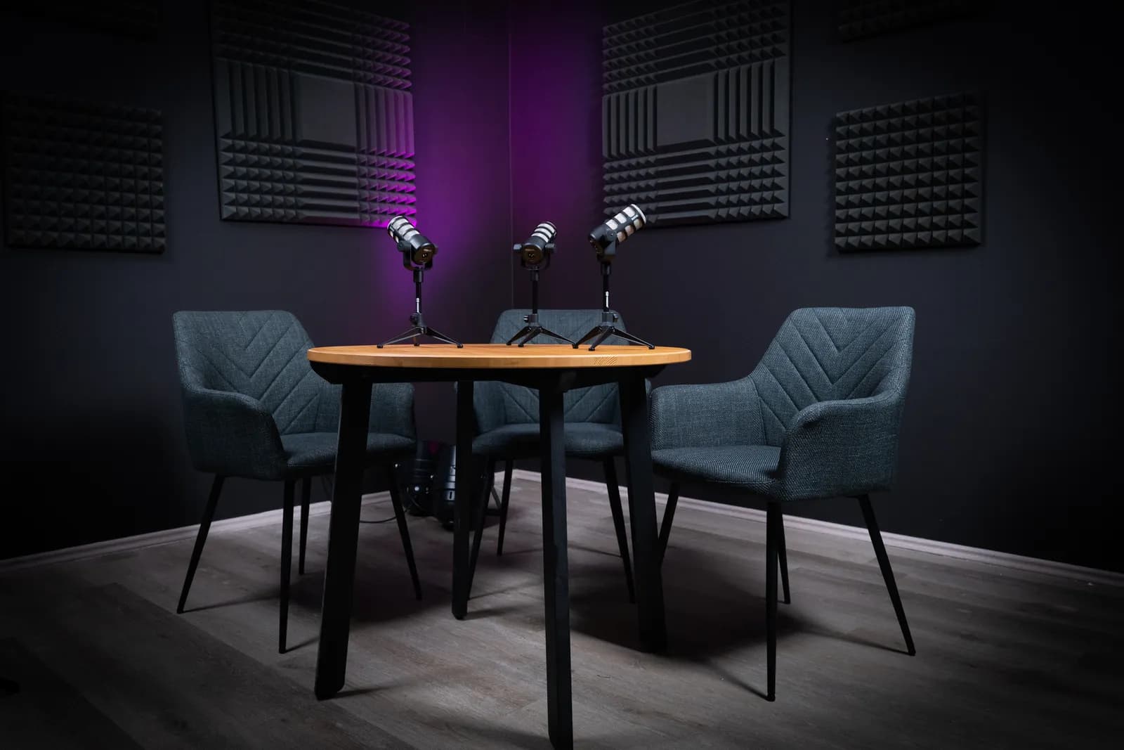 Ateliér Synkáč — Podcast Studio