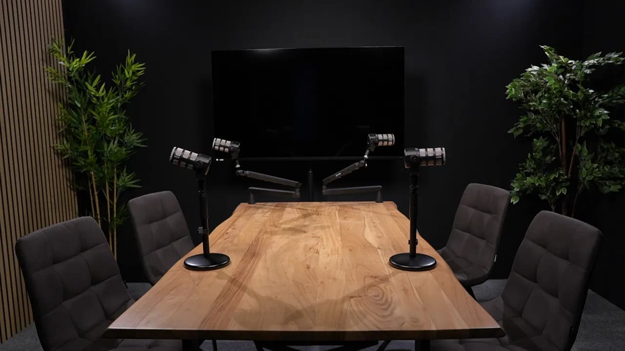 Bridge Pod Studio — studio photo 4
