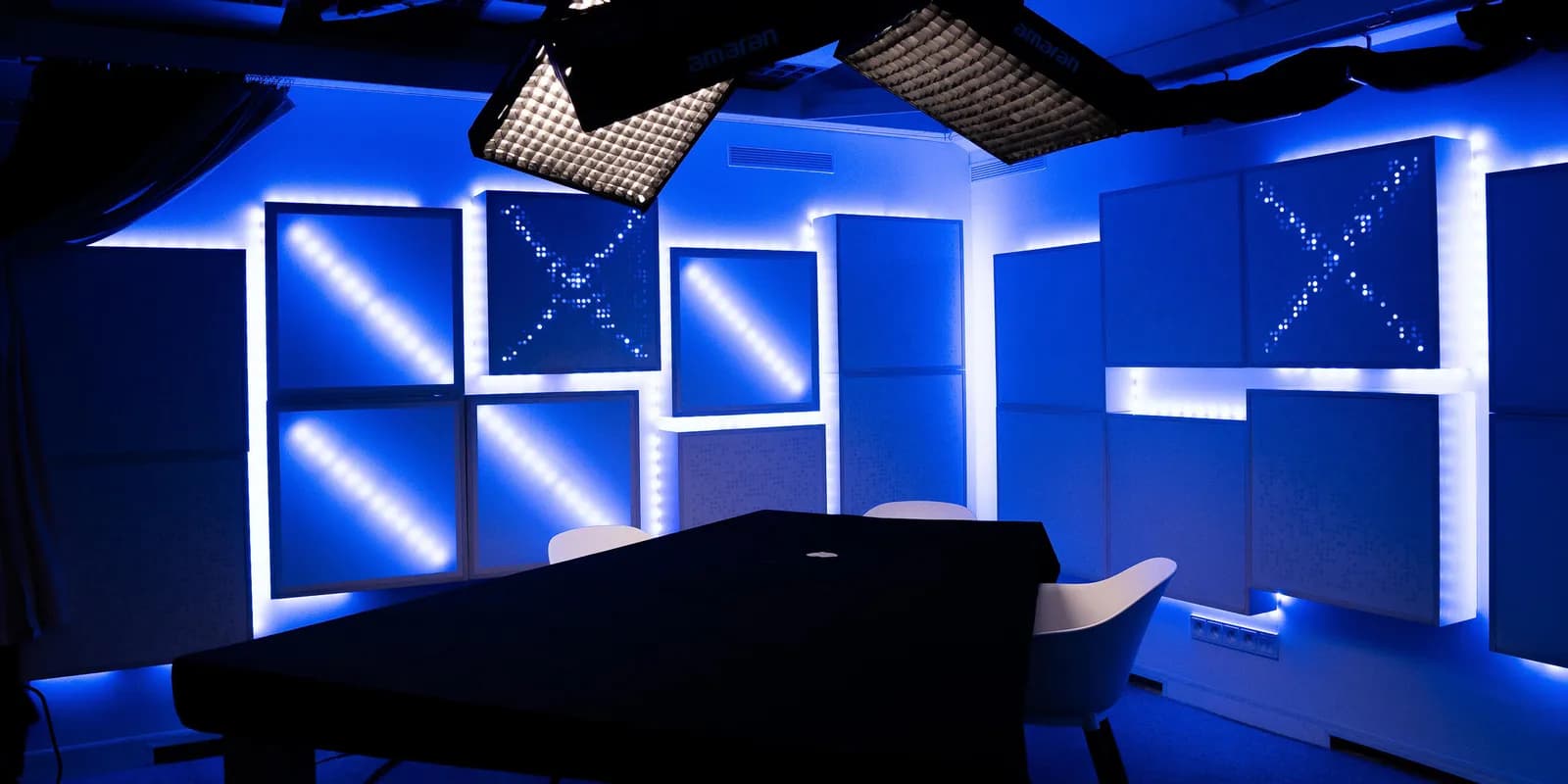 Loud & Clear — studio photo 3