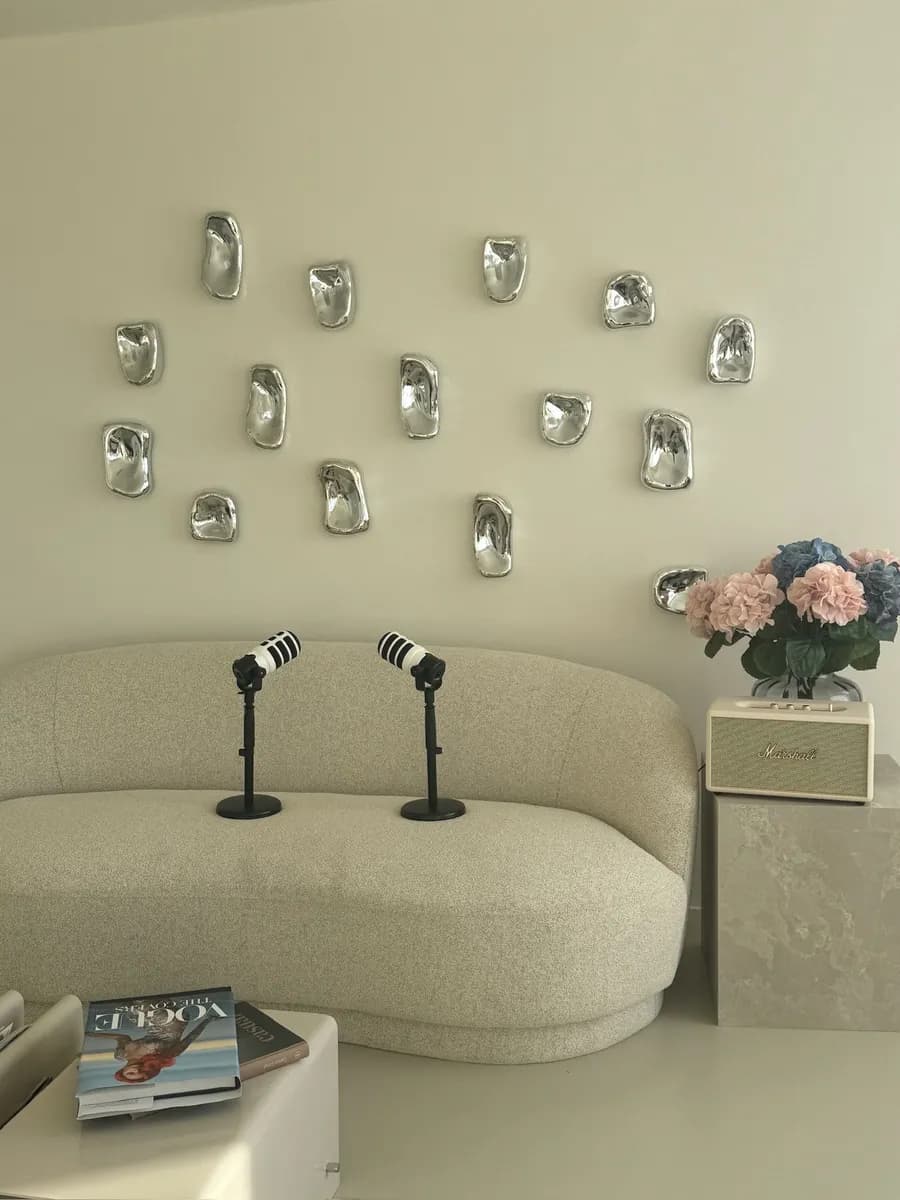 Two Swans Studio — studio photo 4