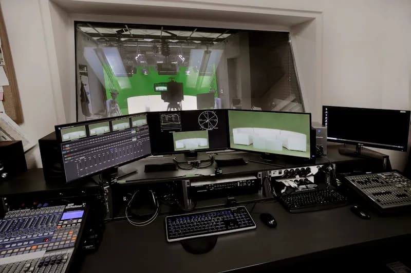 ZAK TV — Podcastové studio — fotka studia 4